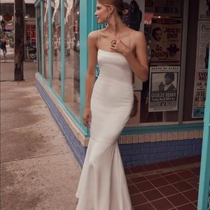 BRAND NEW Likely White Aurora Gown Size 00